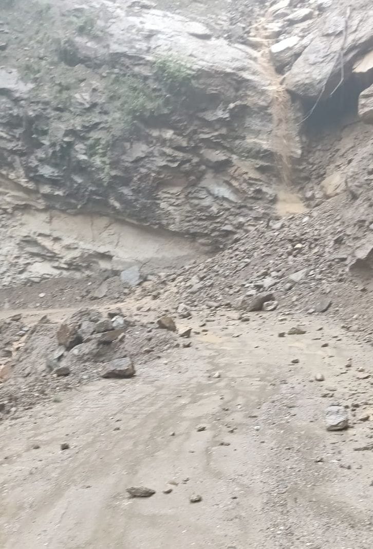 Bagipul-Jaon road blocked for traffic
