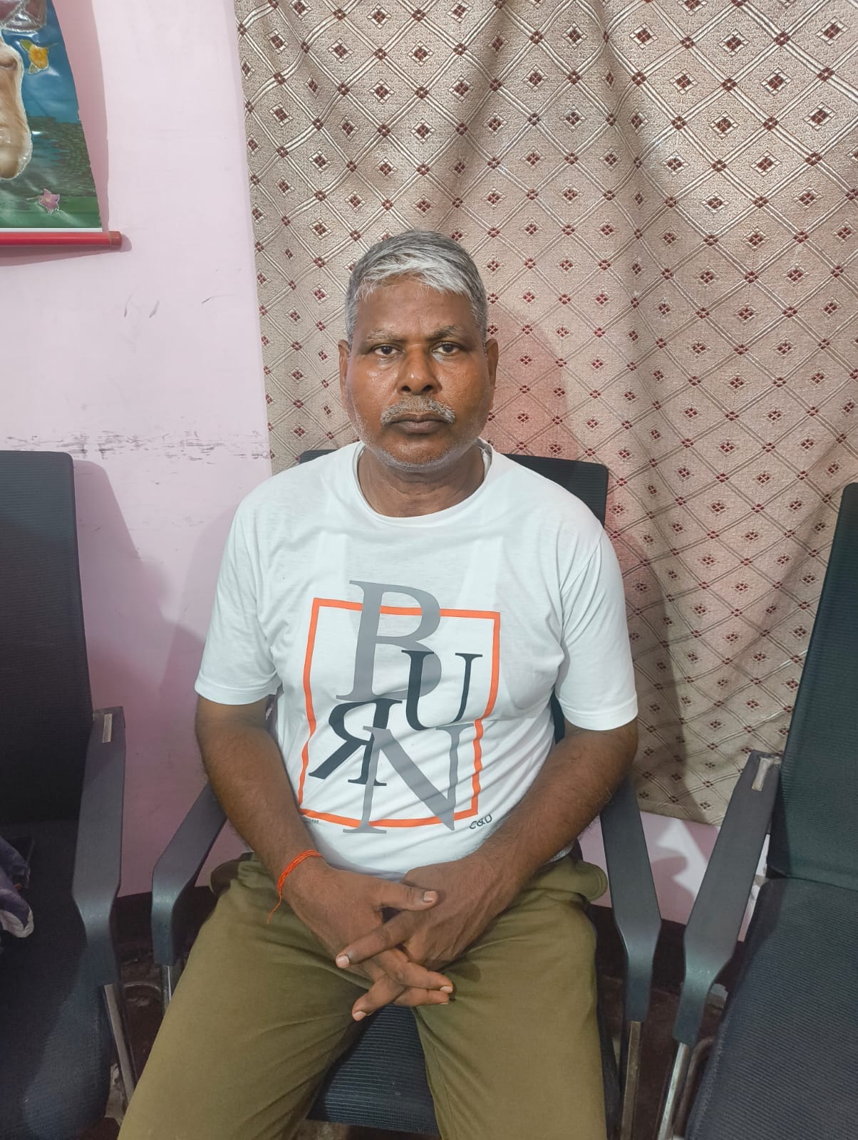 Sub-Inspector arrested for accepting a 10,000 bribe to add a name to a case.