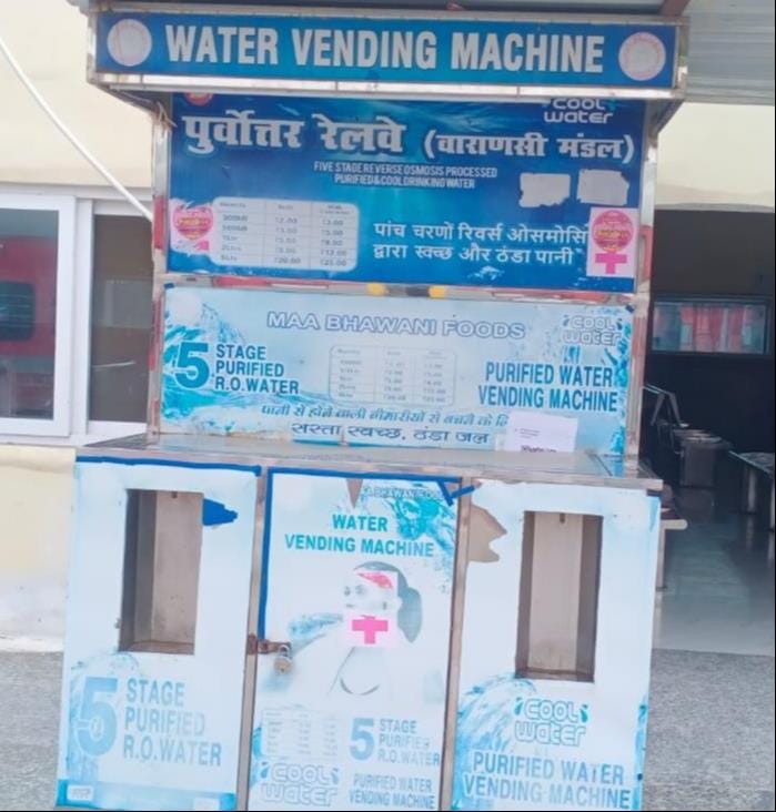 Water vending machine out of order; passengers inconvenienced.
