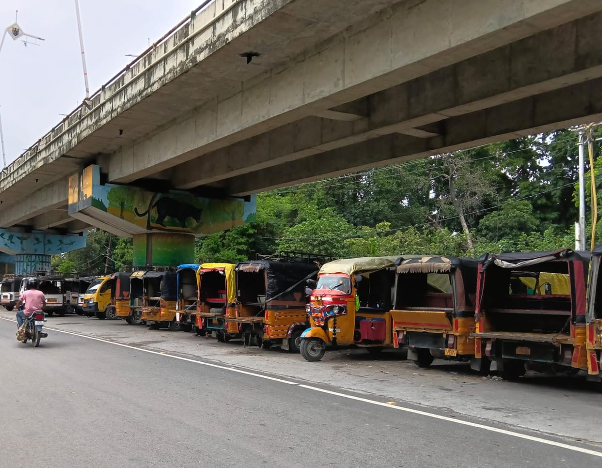 Temporary stand set up under the Naugawan intersection overbridge.