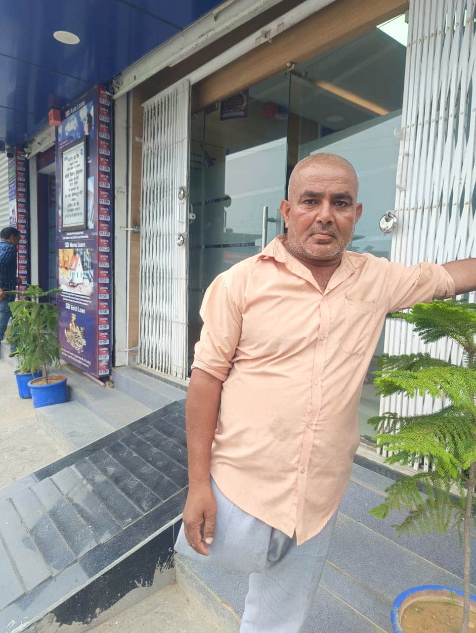 दिलदार निवासी टिक्कर