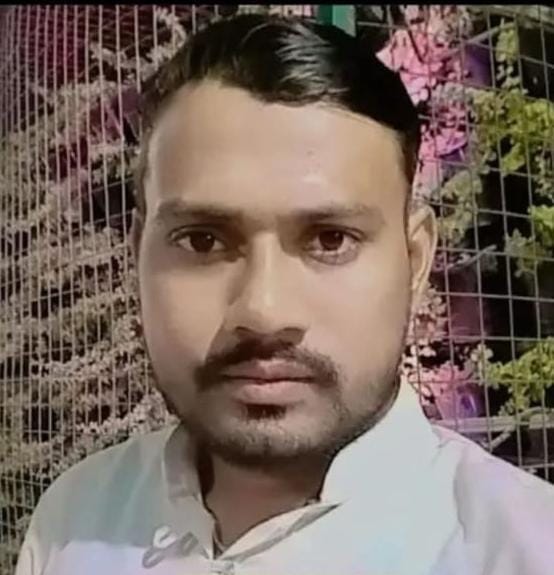agra news dead body found drowned trader