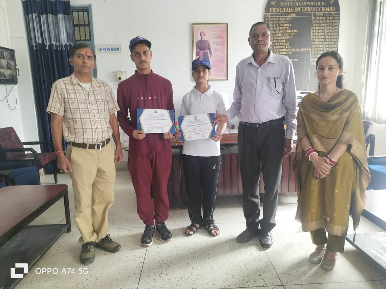NSS volunteers honored upon returning after completing employment-oriented skill training.
