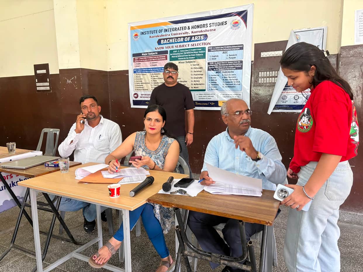 Merit reached 99.8% for admission in B.Com.