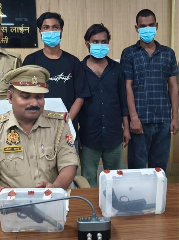 Three brazen individuals arrested after opening fire on the police and attempting to flee.
