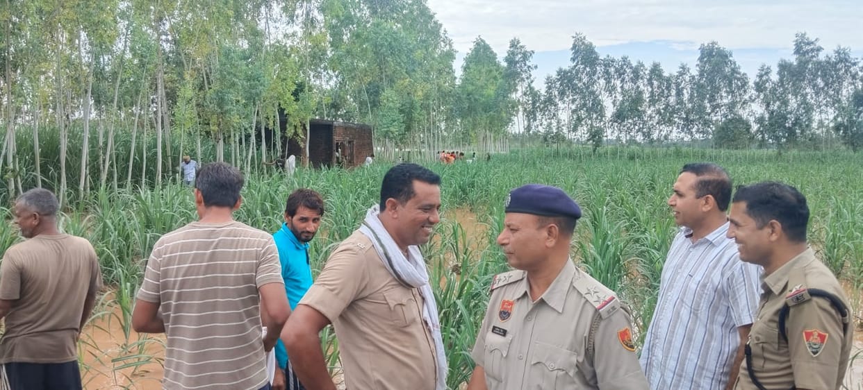 Water from the Markanda River entered the fields; 17 people were safely evacuated.