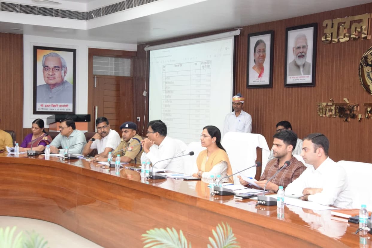 92.08 lakh saplings will be planted in the district today