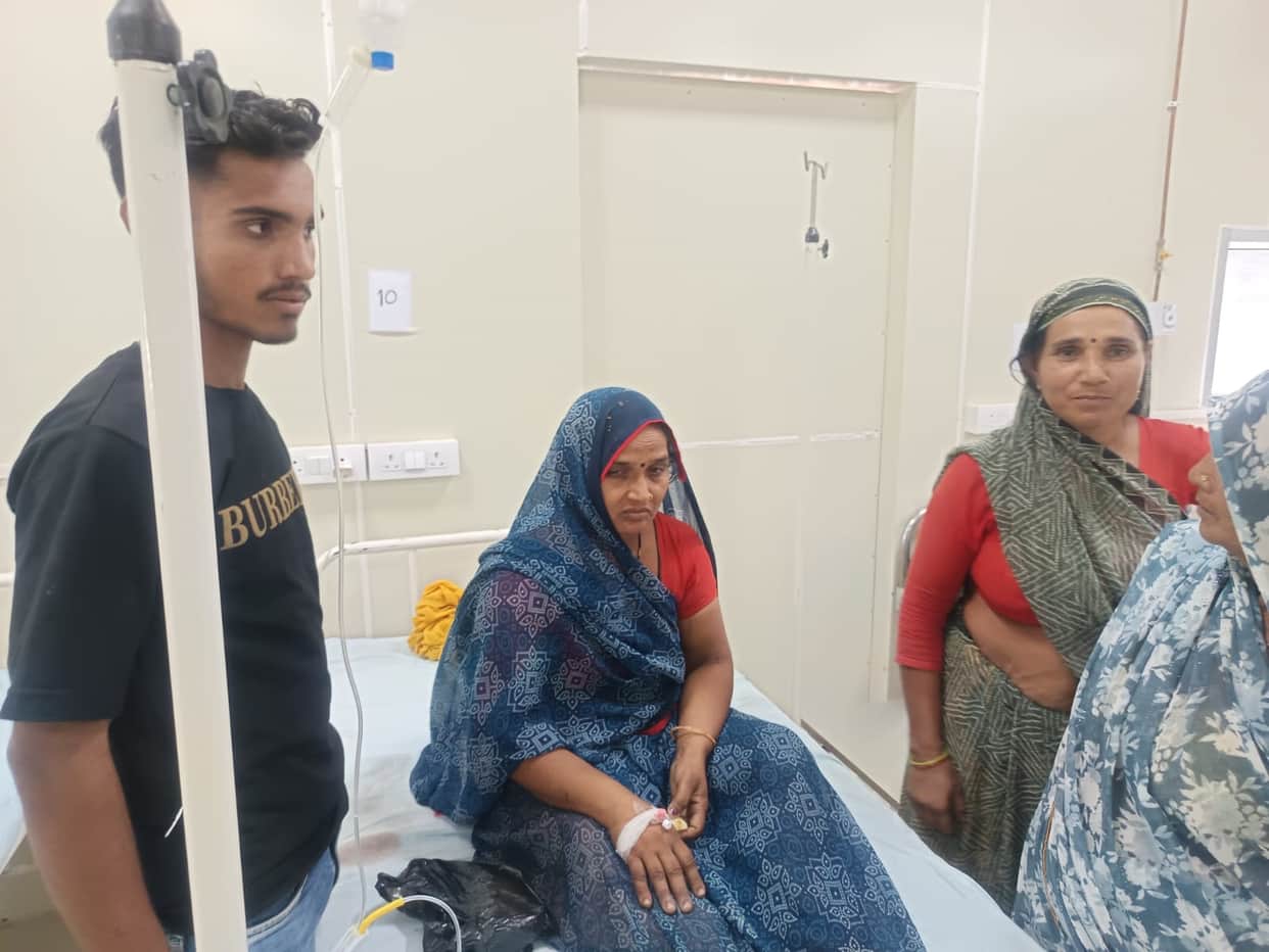 Student dies after time is lost on faith healing following snakebite.