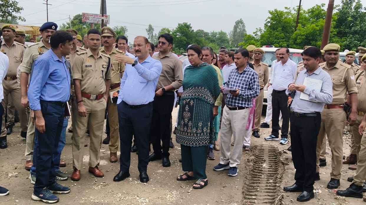 DM and SSP inspect Kanwar route; instructions issued to complete arrangements on time.