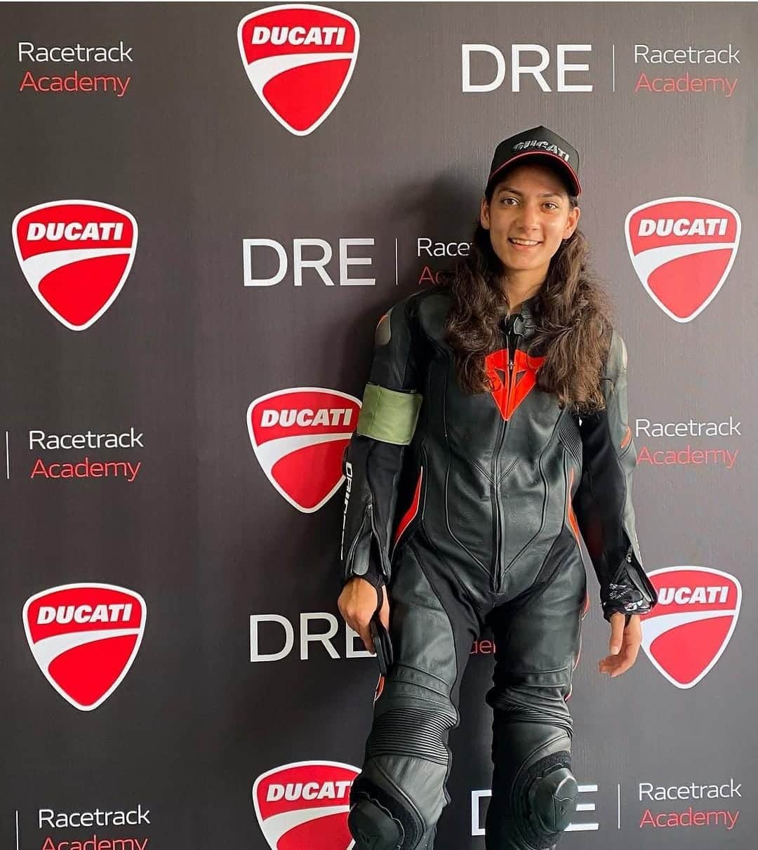 Srinagar, Motor Racer, Sayma Beig, First Kashmiri Women Biker Racer