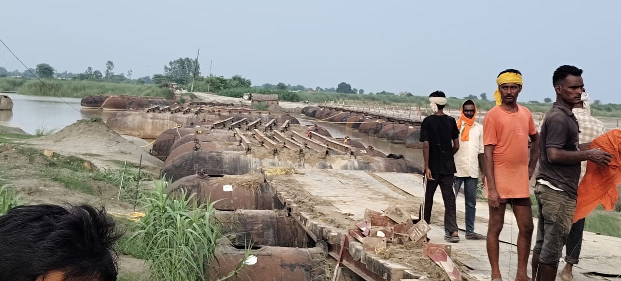 Gonda-Ayodhya link severed; pontoon bridge removed