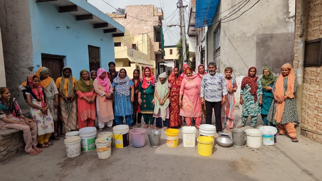 There has been no water supply in Tech Nagar Colony for four days.