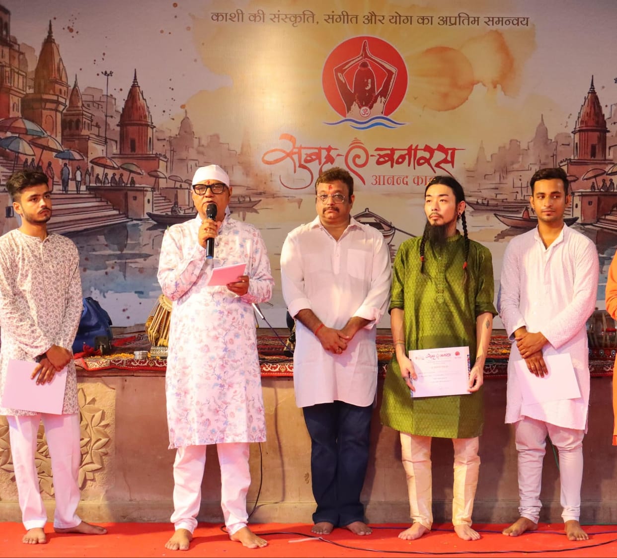 The aura was enhanced by the Vedic mantras and the tinkling of the sitar