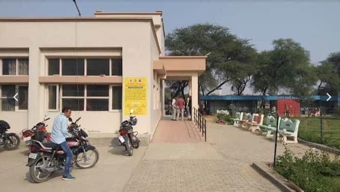Aadhaar center at Balsamand sub-tehsil closed for three years.