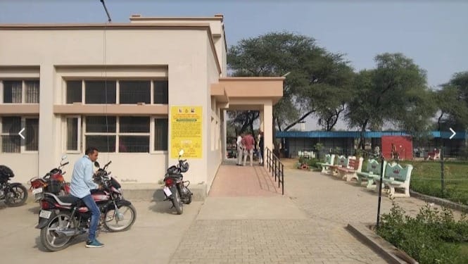 Aadhaar center at Balsamand sub-tehsil closed for three years.