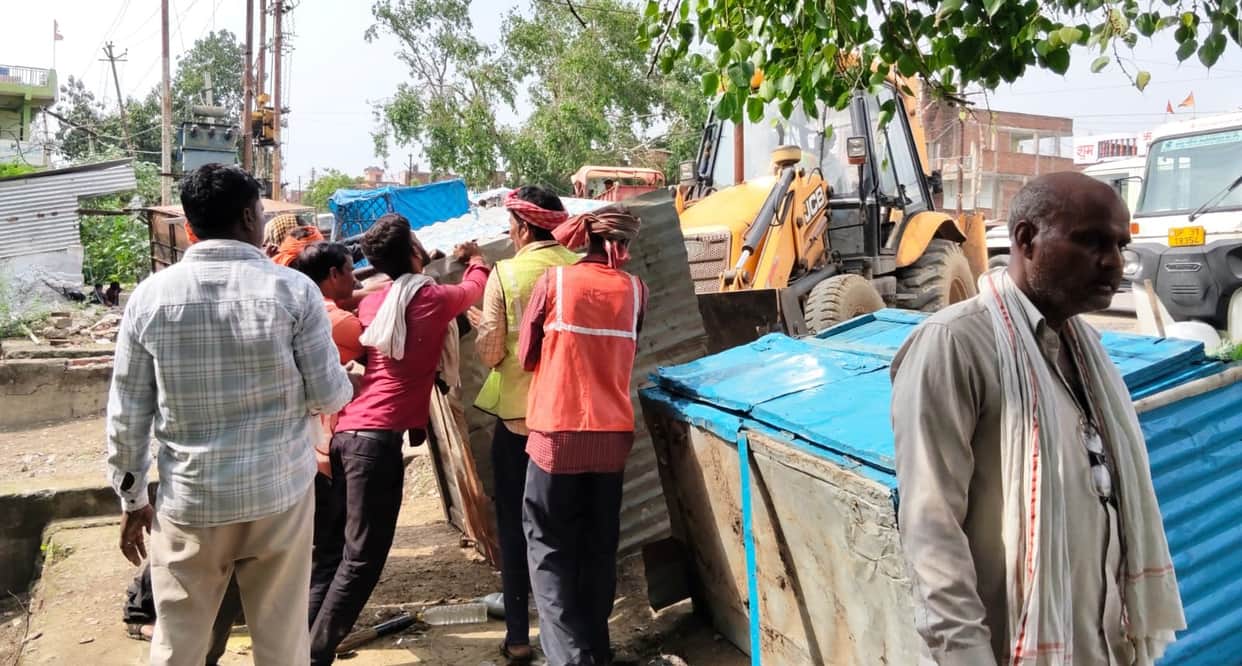 Encroachment removed from Irrigation Department land.