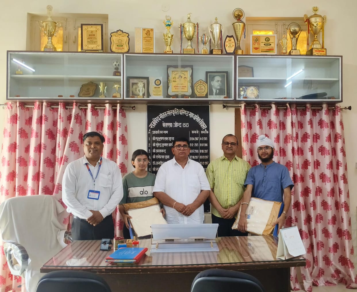 Students' outstanding performance in JEE; secured admission in Computer Engineering.