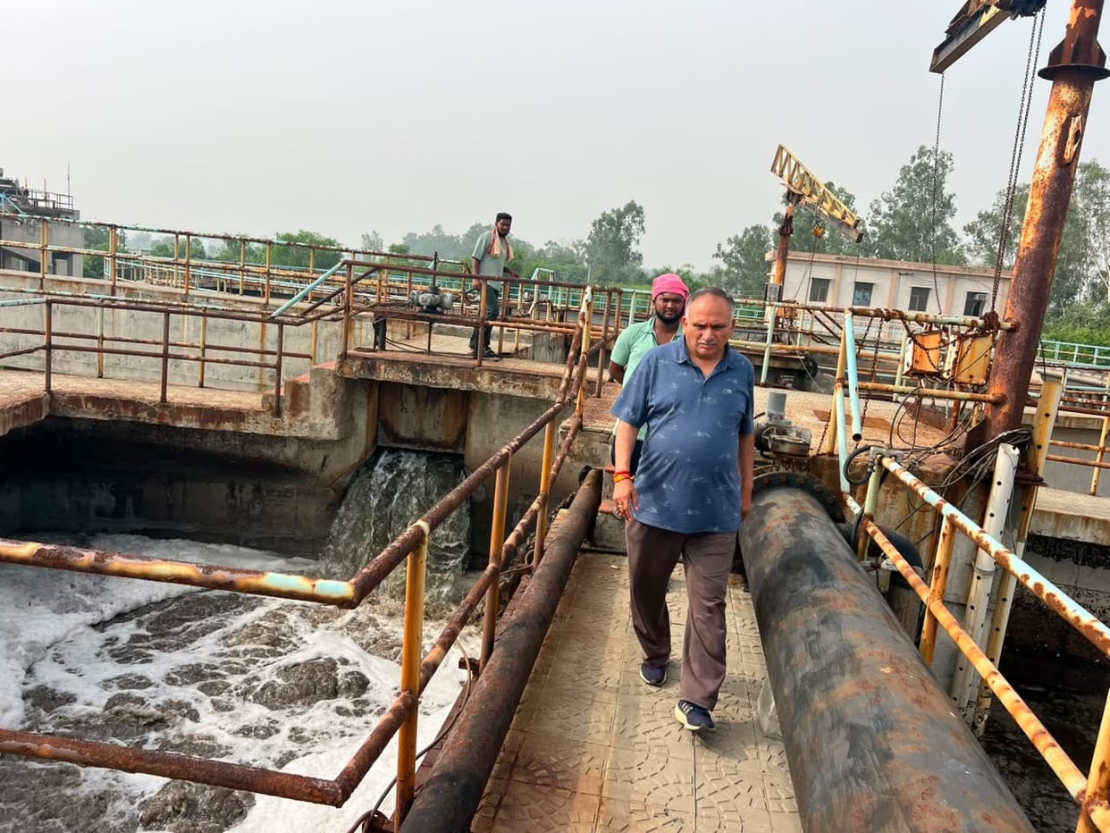 Interim arrangements started to provide relief to four colonies from sewerage problems.