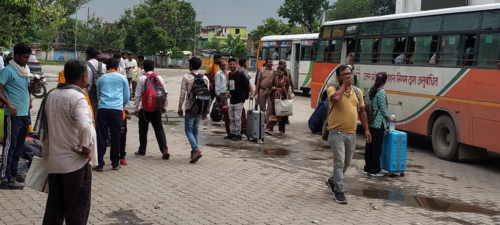 Roadways buses fell short in the face of the passenger rush.