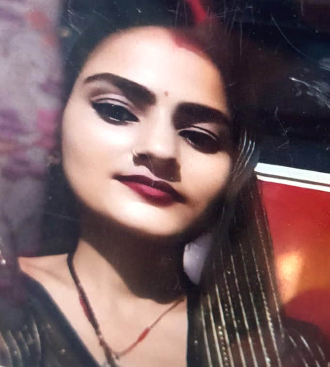 Woman who set herself on fire in the depths of depression following her husband's death passes away after five days.
