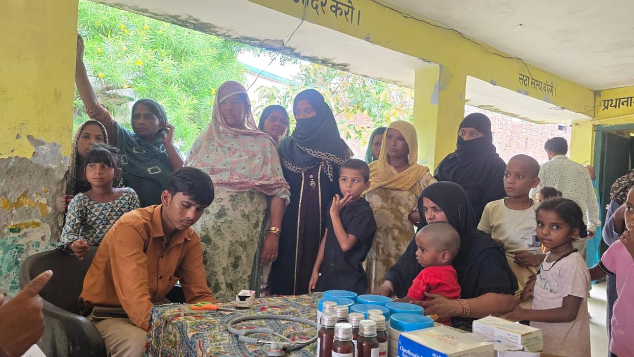 Health team reaches Manpurva; conducts check-ups and distributes medicines.