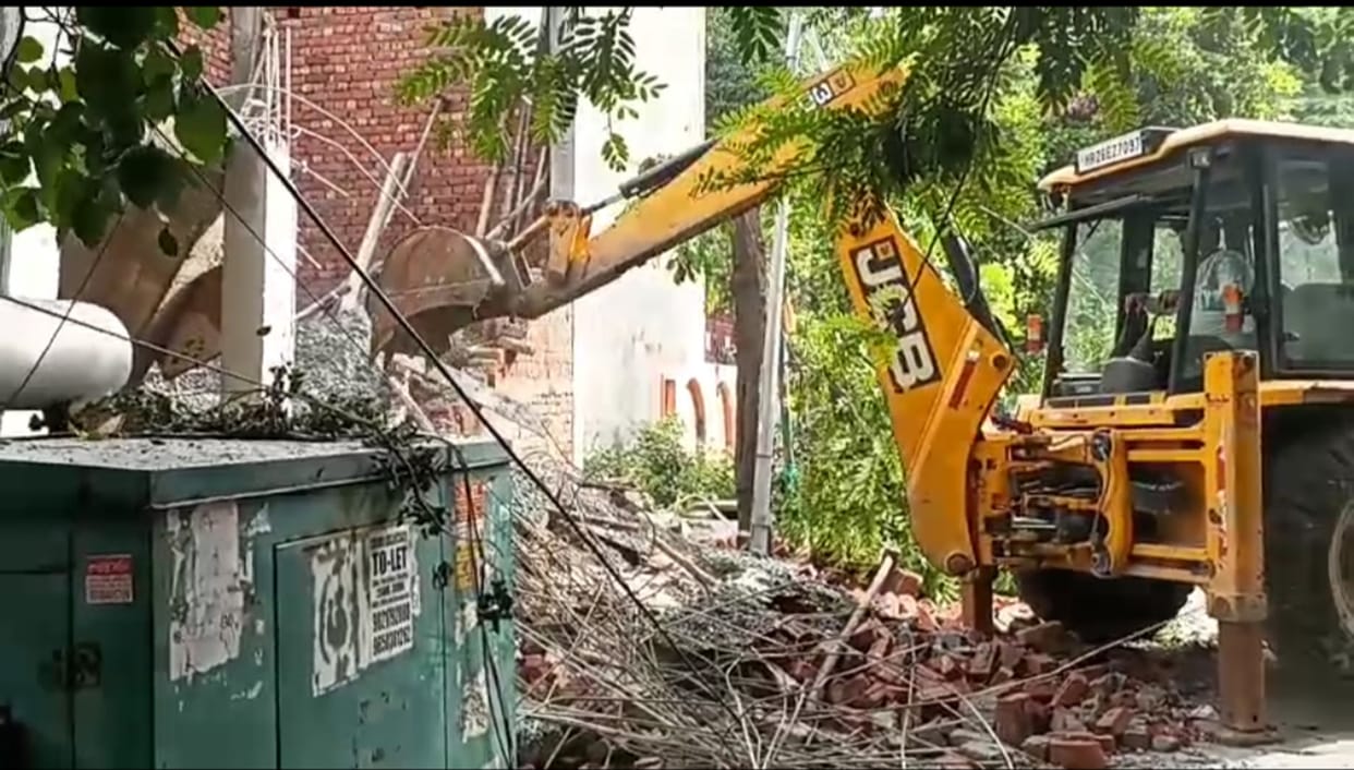 Under-construction structure at Sector-33 market collapses; three workers injured.