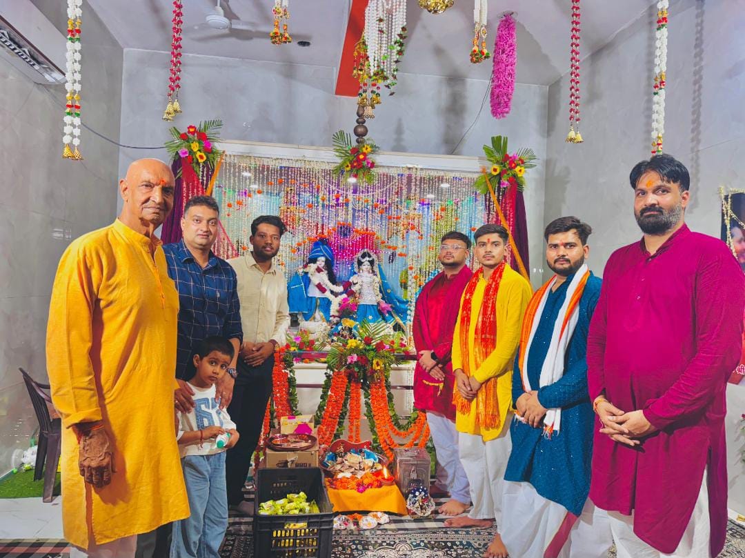Sankirtan held on the idol installation day of Radha-Krishna.