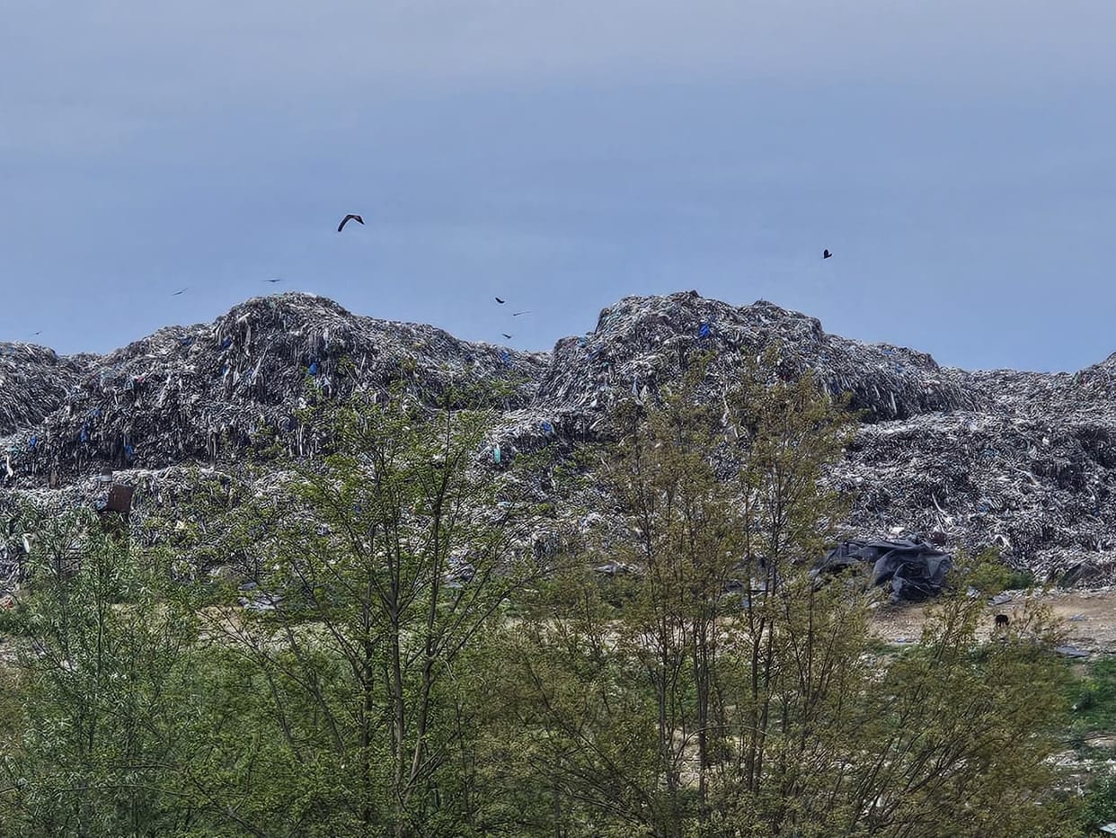 Srinagar, Achan Dumping Site, Smell Garbage, Patients Face Problems