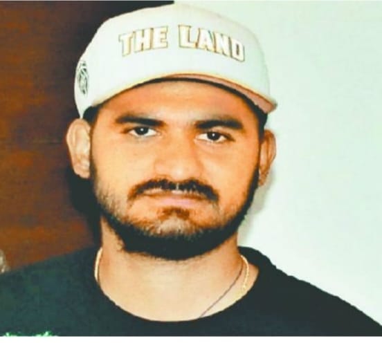 Citys Tajinder makes his mark again; MI New York's hopes remain alive.