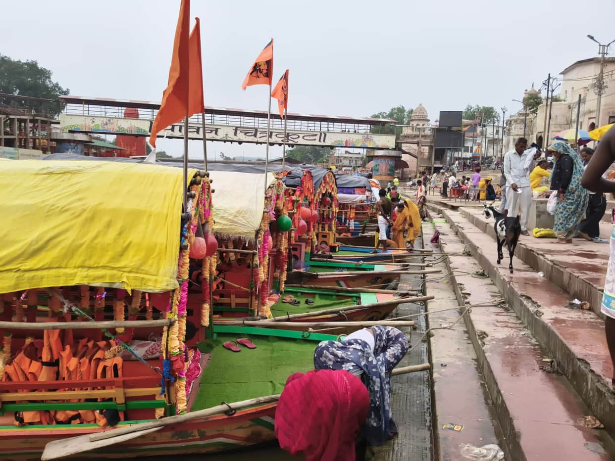 Three lakh devotees will take a dip in the Mandakini on Amavasya.