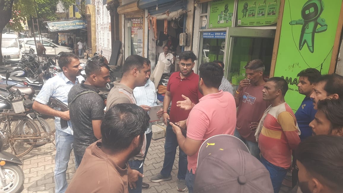 Shots fired at tire dealer's showroom; threat issued in the name of terrorist Kulbir Sidhu