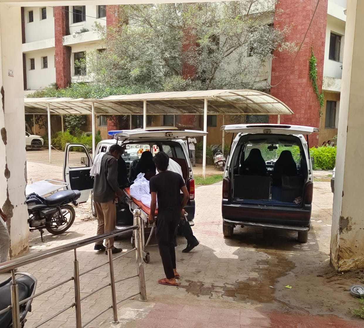 Young woman dies under suspicious circumstances in Dhanyauda village.
