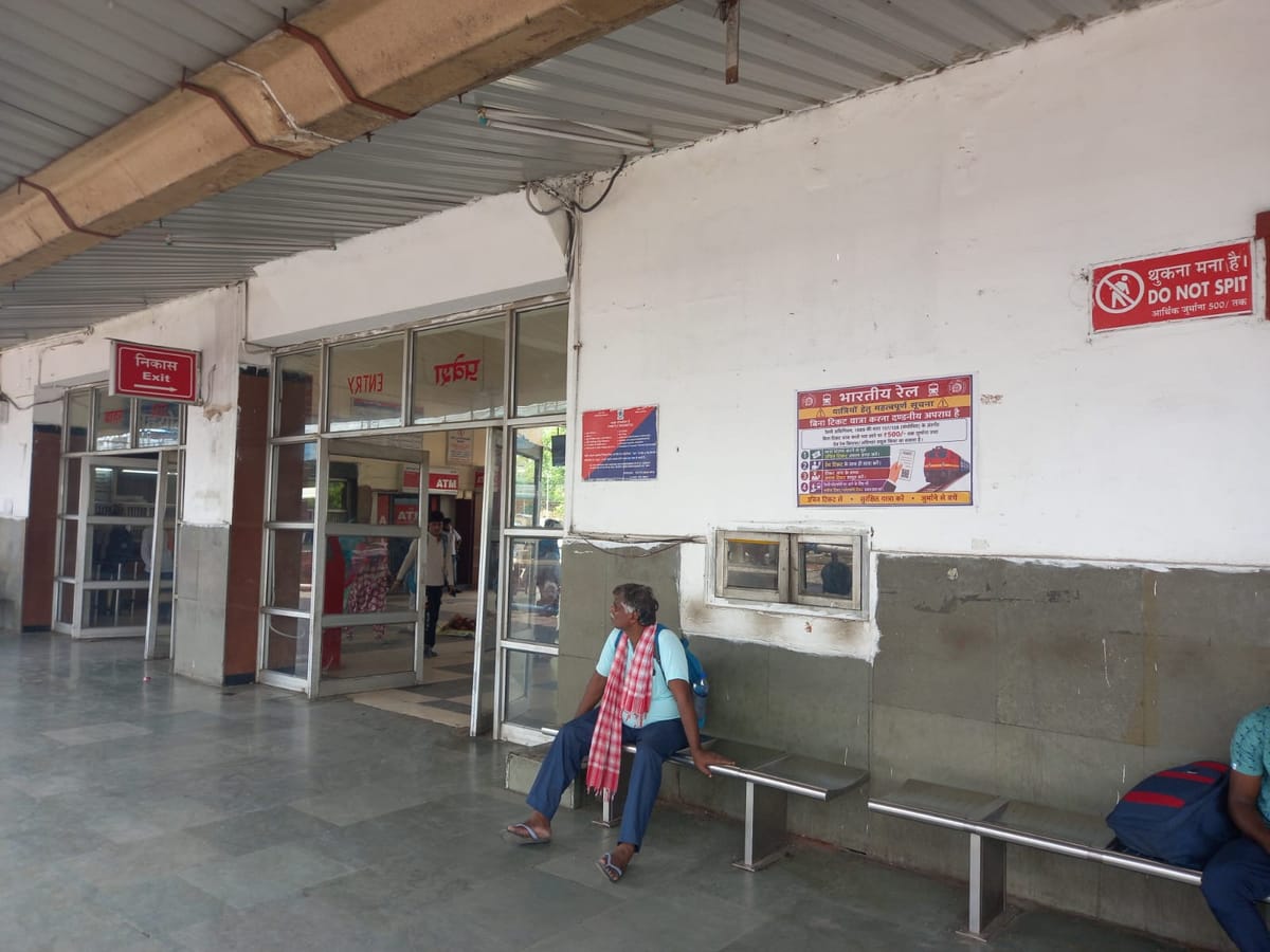 Ambala News: प्लेटफार्म 1 पर मिलेगी लॉकर, लगैज और फोटो मशीन सहित प्रिंटर की सुविधा