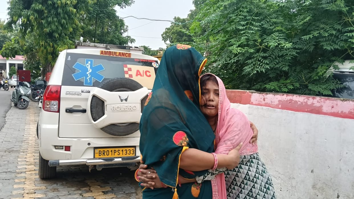Contract worker dies of electric shock while repairing fault