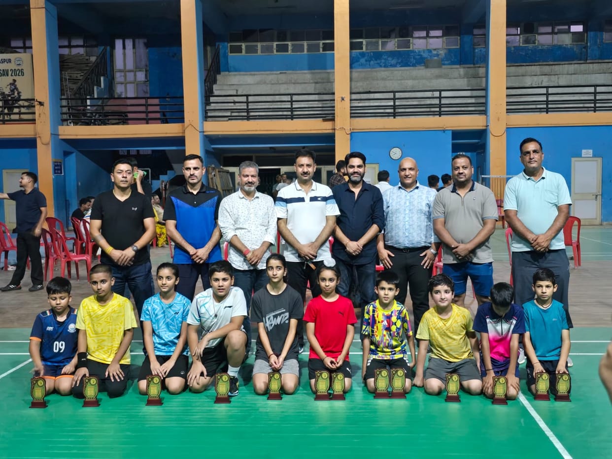 Harshil Banyal becomes Under-15 District Badminton Champion; Divyansh finishes as runner-up.
