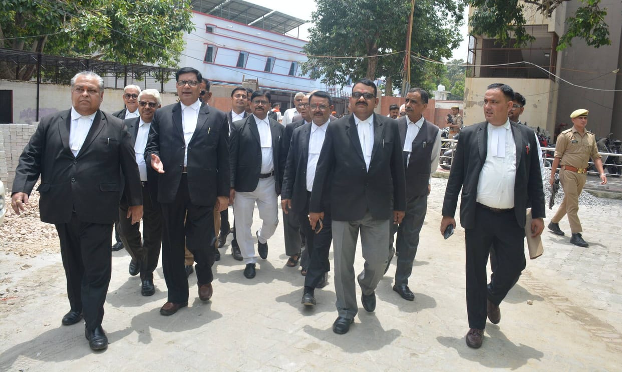 Lawyers took out a procession after no report was registered against Champat, Anil, and Gopal Rao
