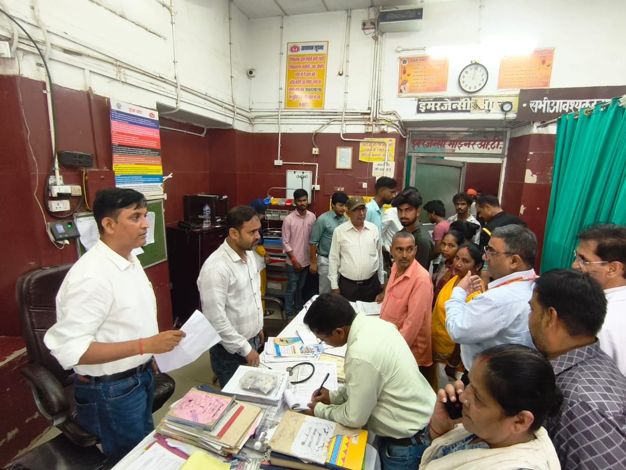 Six doctors found absent during AD's inspection; salaries withheld
