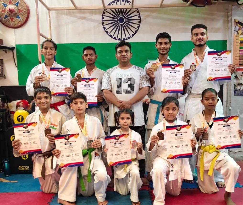 Meerut players won medals at the karate competition.