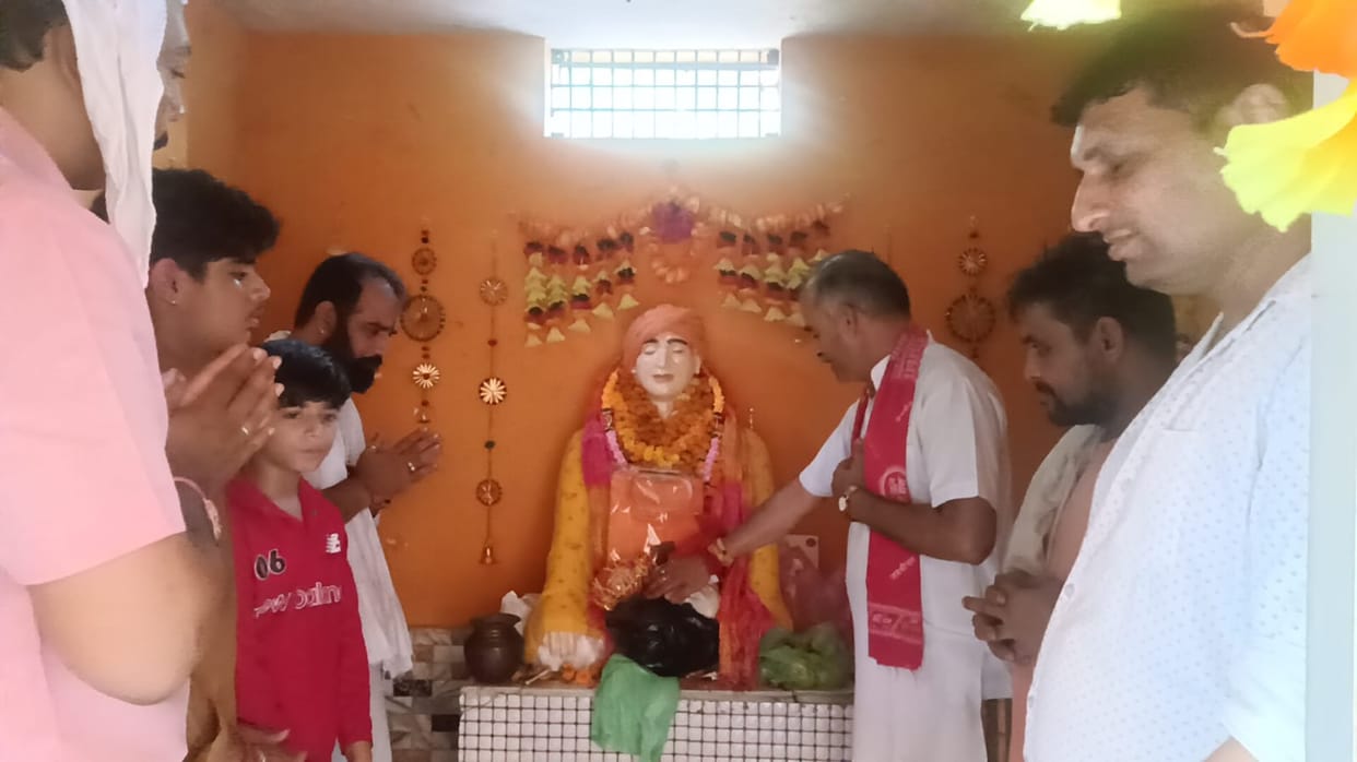 Recited the Sundarkand at the temple