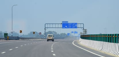 Rajnath Singh to inaugurate Lucknow-Kanpur Expressway today from Unnao