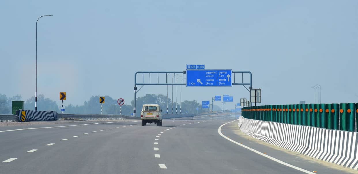 UP: Greenfield buses to start on Lucknow-Kanpur Expressway journey to cost