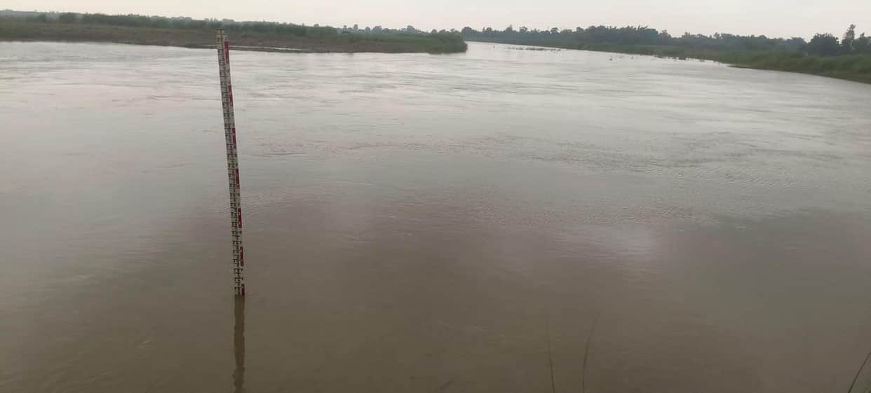 89,343 cusecs of water released into the Saryu; water level rose by 16 cm.