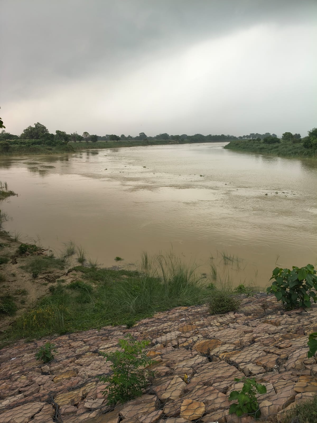 Rapti water level rises by 30 cm in 24 hours; monitoring intensified.