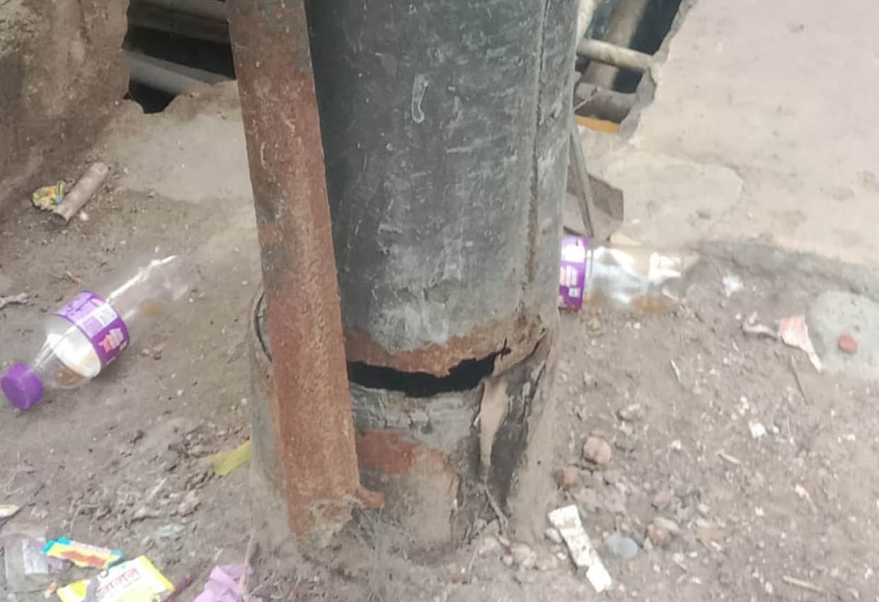 Lakhs of Kanwariyas will pass amidst hanging wires and dilapidated poles.