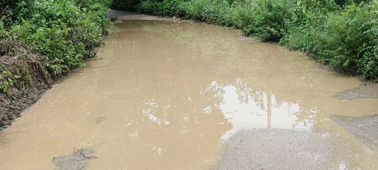 Risk of accidents increases due to waterlogging on Auhar-Samoh road.