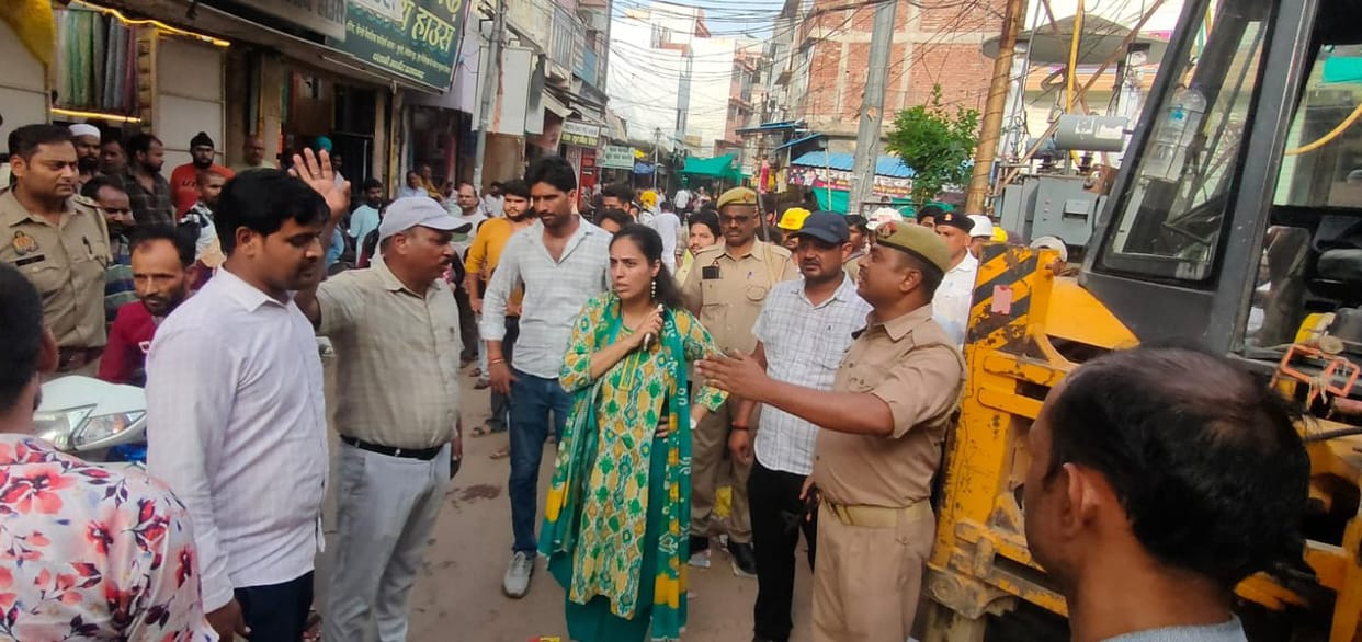 Bulldozers roar against encroachment, 50 shops removed