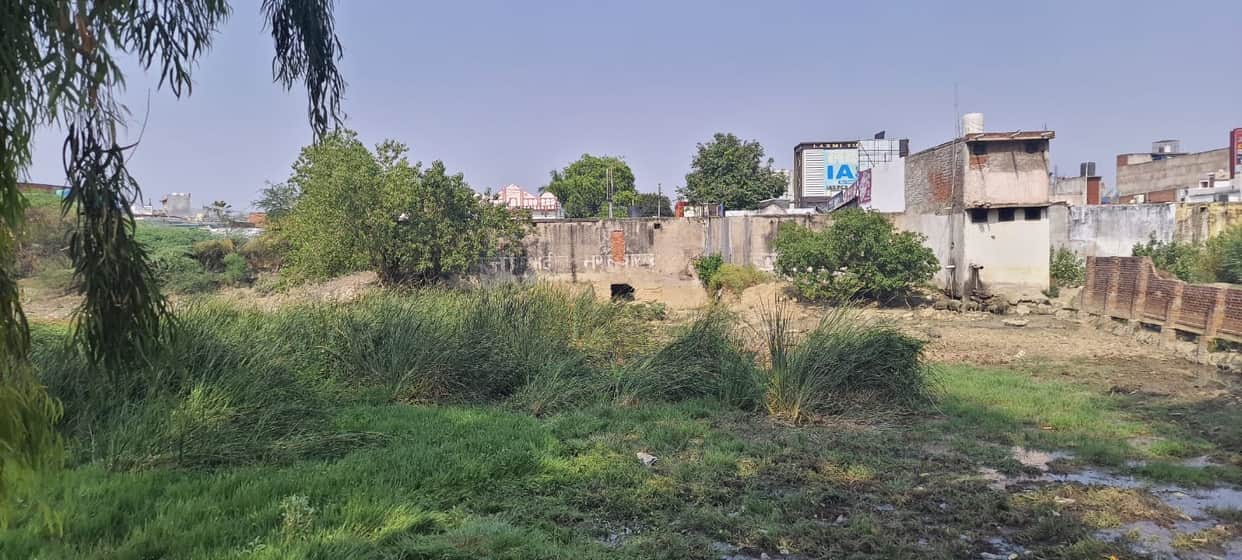 At Maiku Lal Inter College, officials kept changing and inquiries continued, yet the game of encroachment persisted under the guise of the lease.