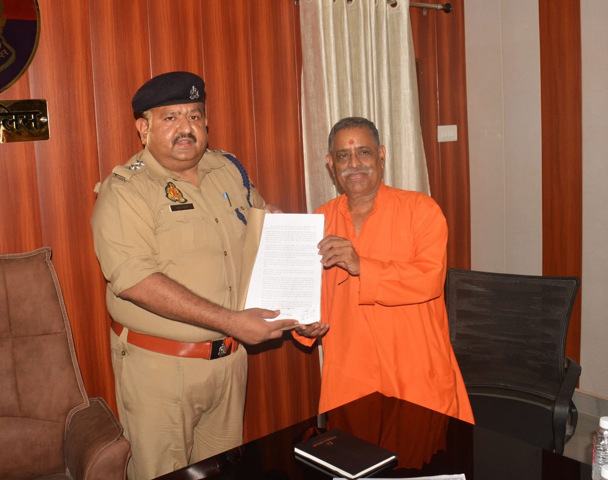 Santosh Dubey sends documentary evidence to the SIT regarding the case of theft of temple offerings