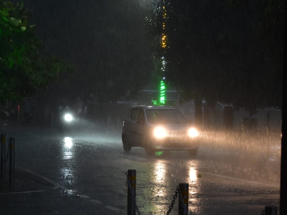 Heavy rain lashed the area; 60.8 mm of rainfall recorded in 24 hours.