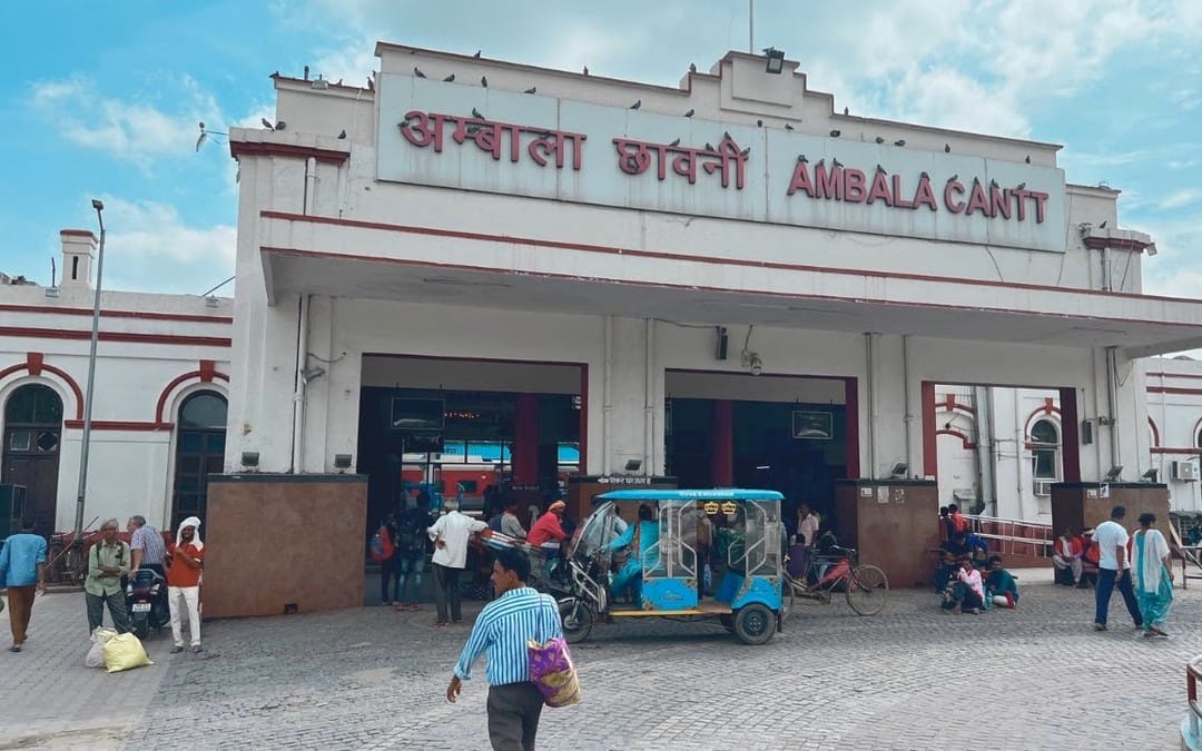 उत्तर रेलवे अंबाला मंडल का कैंट रेलवे स्टेशन। रेलवे